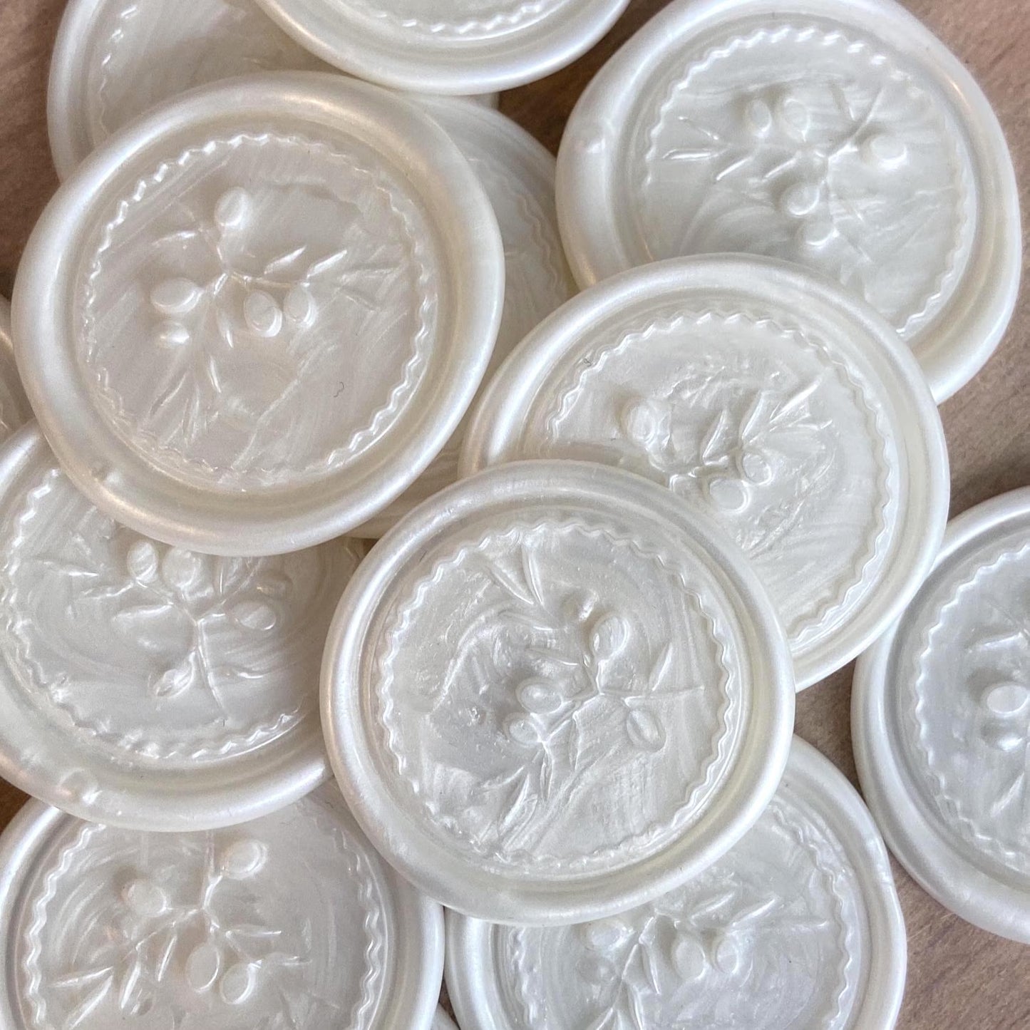 Cachet de cire prêt à l'utilisation, blanc cassé nacré