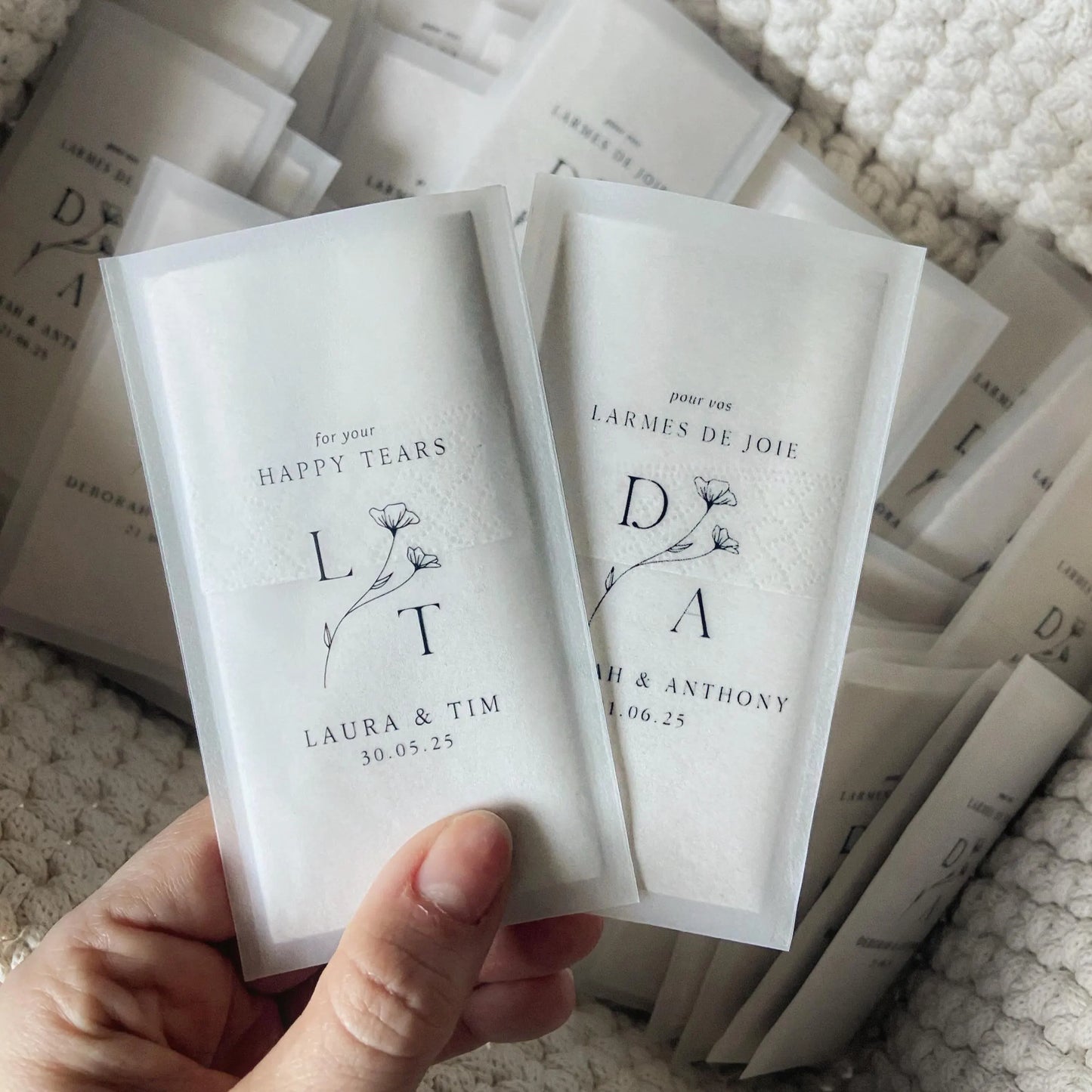 Mouchoirs personnalisés pour mariage, baptême, communion ou baby shower | Cadeaux invités | Larmes de joie | Pochette calque élégante