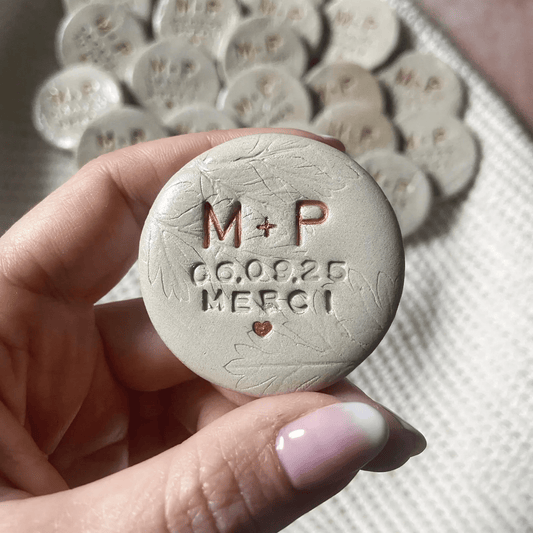 Aimant personnalisé fond kraft mariage détail impression — Memerle — vue secondaire papeterie personnalisée Memerle