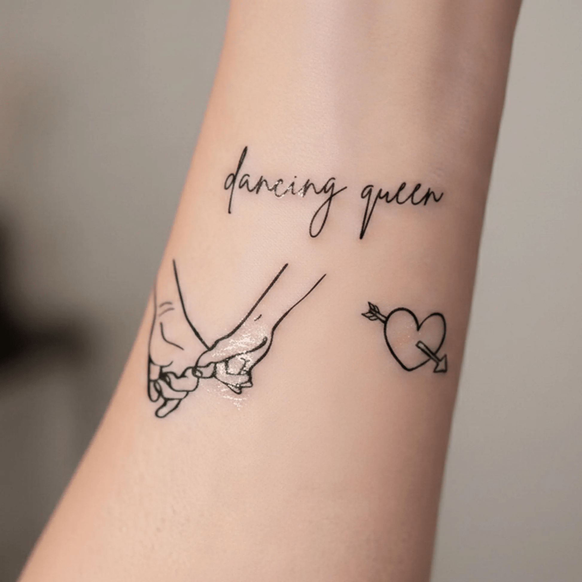 Tatouages éphémères mariage détail imprimé fin ligne dorée — Memerle
